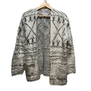 Knox Rose Fuzzy Patterned Cardigan